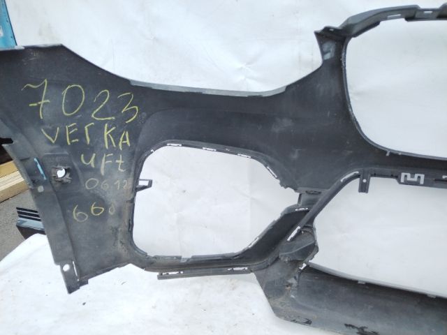 bontott BMW X3 Első Lökhárító (Üresen)