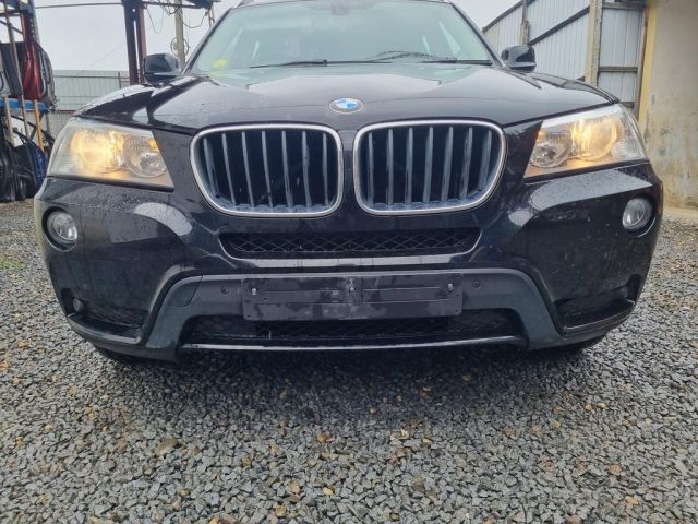 bontott BMW X3 Első Lökhárító (Üresen)