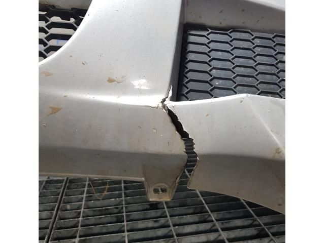 bontott BMW X3 Első Lökhárító (Üresen)