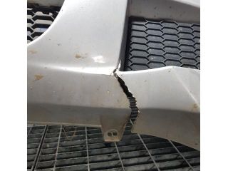 bontott BMW X3 Első Lökhárító (Üresen)