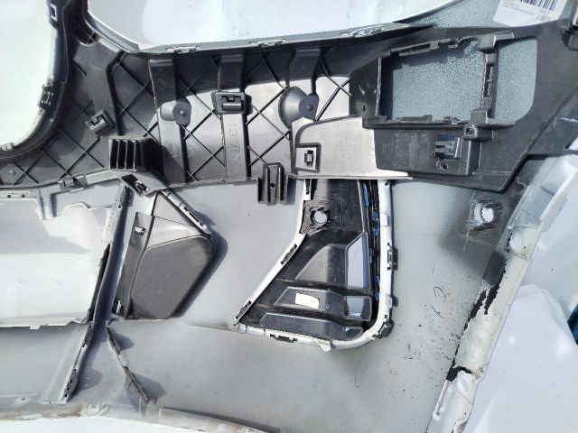 bontott BMW X3 Első Lökhárító (Üresen)