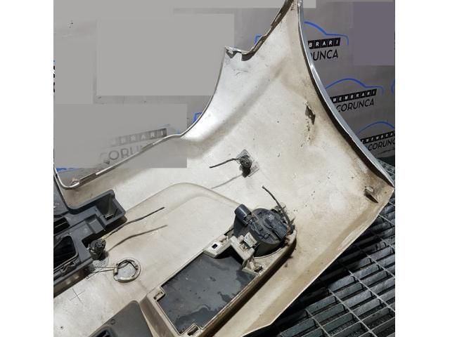 bontott BMW X3 Első Lökhárító (Üresen)