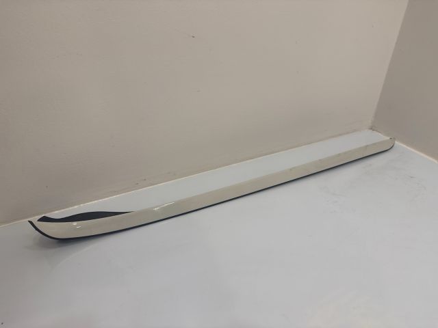 bontott BMW X3 Első Szélvédő Bal Díszléc