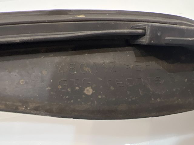 bontott BMW X3 Első Szélvédő Jobb Díszléc