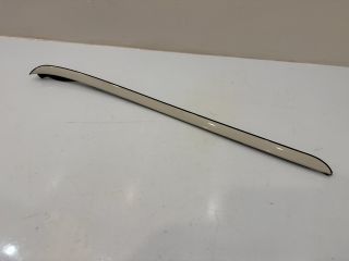 bontott BMW X3 Első Szélvédő Jobb Díszléc