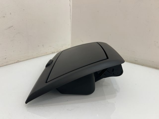 bontott BMW X3 Első Tároló Rekesz