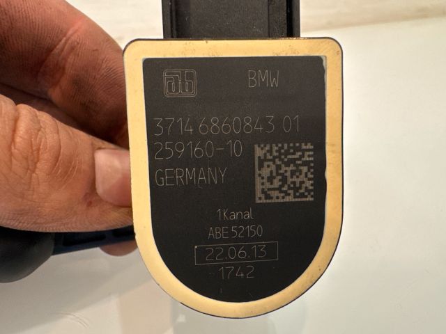 bontott BMW X3 Első Xenon Szintszabályzó Jeladó