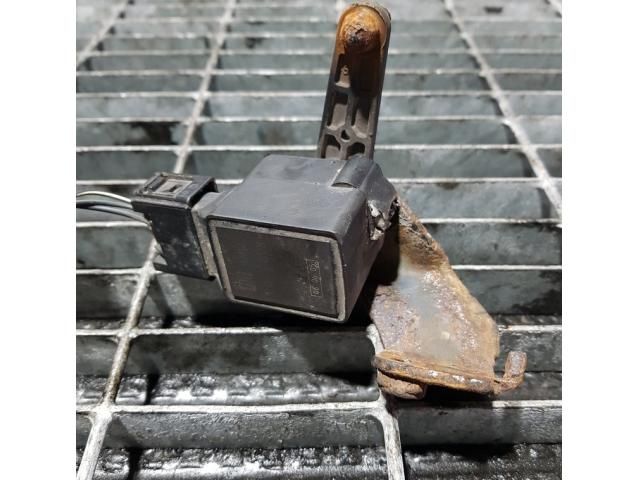 bontott BMW X3 Első Xenon Szintszabályzó Jeladó