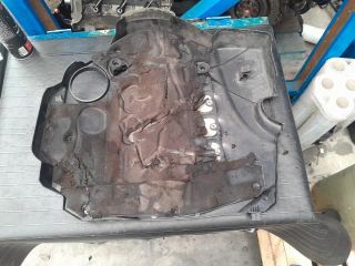 bontott BMW X3 Felső Hűtőburkolat