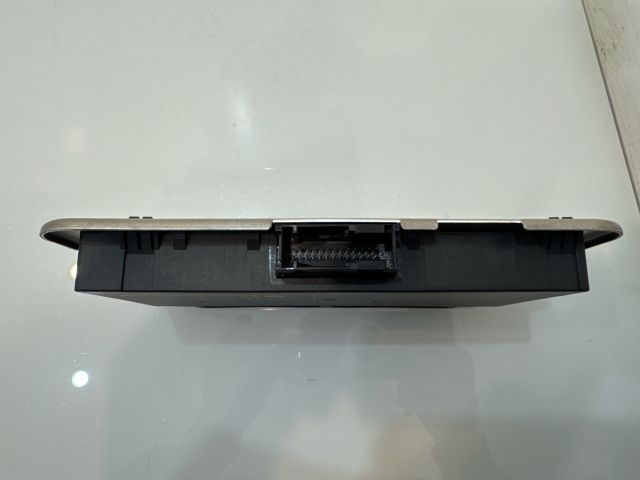 bontott BMW X3 Fényszóró Elektronika