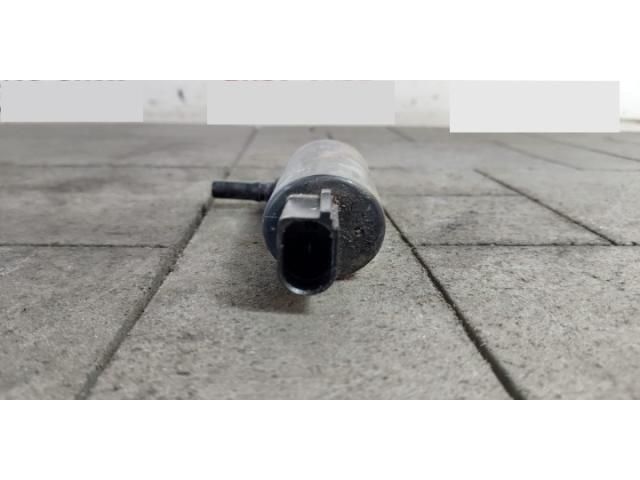 bontott BMW X3 Fényszórómosó Szivattyú