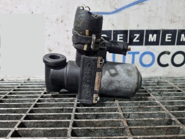 bontott BMW X3 Fűtéscsap