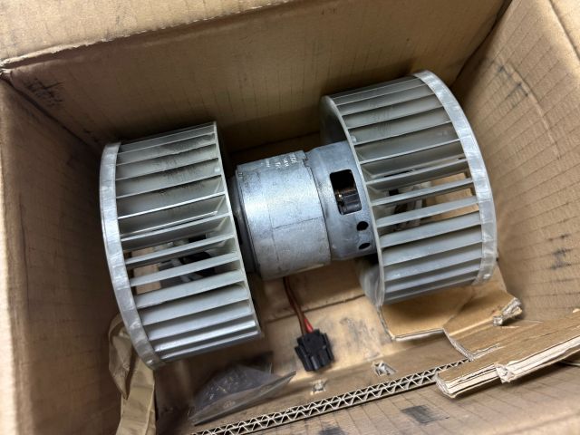 bontott BMW X3 Fűtőmotor (Klímás)