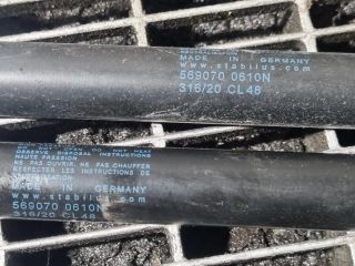 bontott BMW X3 Gázrugós Kitámasztó Teleszkóp Csomagtérajtó (Pozíciófüggetlen)