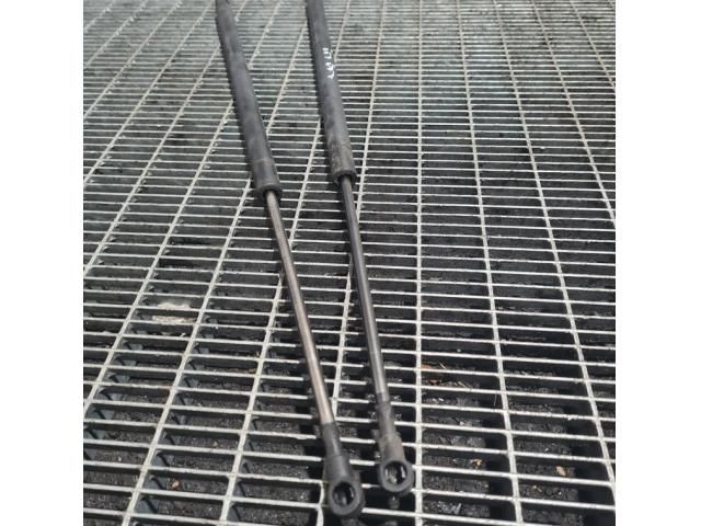 bontott BMW X3 Gázrugós Kitámasztó Teleszkóp Csomagtérajtó (Pozíciófüggetlen)