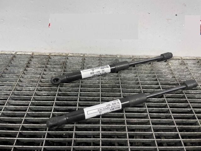 bontott BMW X3 Gázrugós Kitámasztó Teleszkóp Motorháztető