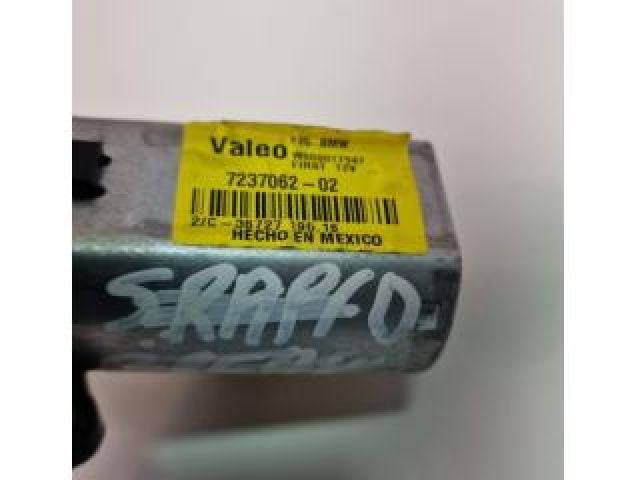 bontott BMW X3 Hátsó Ablaktörlő Motor