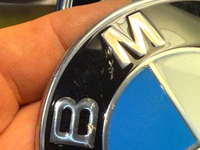 bontott BMW X3 Hátsó Embléma