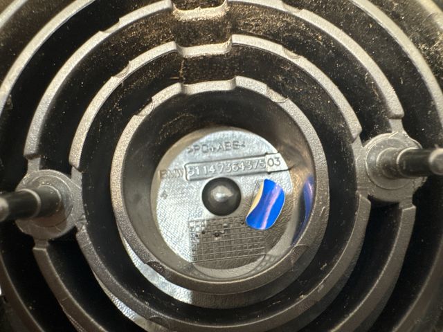 bontott BMW X3 Hátsó Embléma