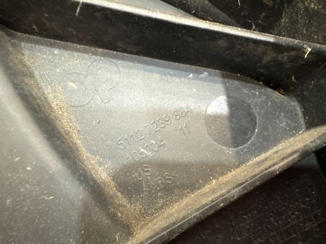 bontott BMW X3 Hátsó középső Lökhárító Tartó (Műanyag)