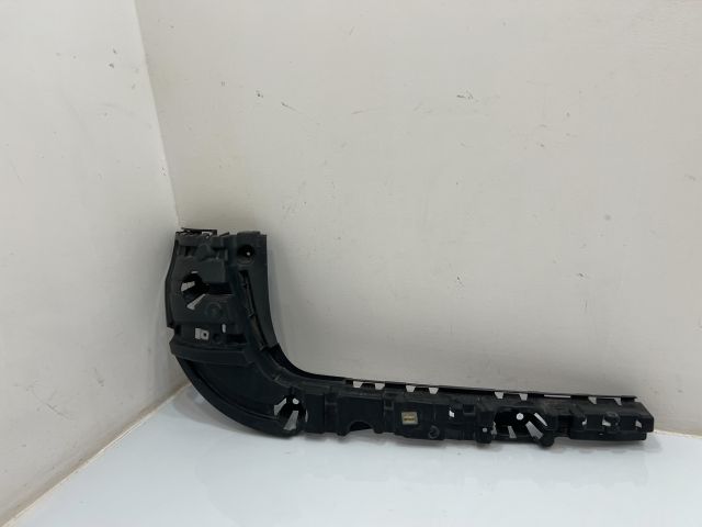 bontott BMW X3 Hátsó középső Lökhárító Tartó (Műanyag)