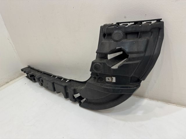 bontott BMW X3 Hátsó középső Lökhárító Tartó (Műanyag)