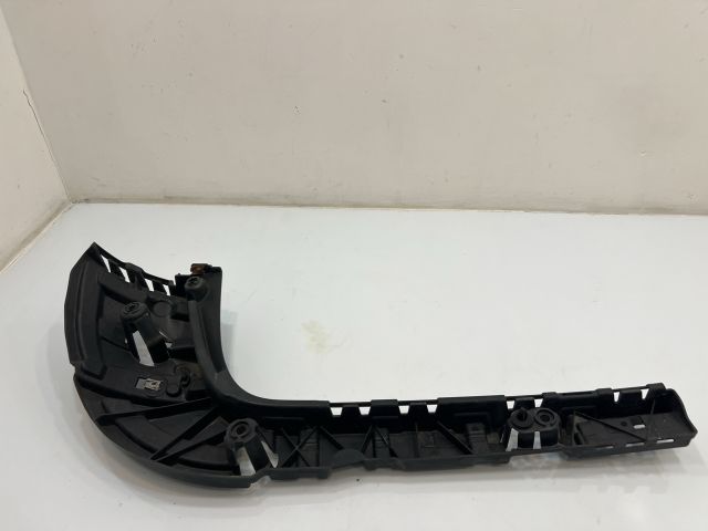 bontott BMW X3 Hátsó középső Lökhárító Tartó (Műanyag)