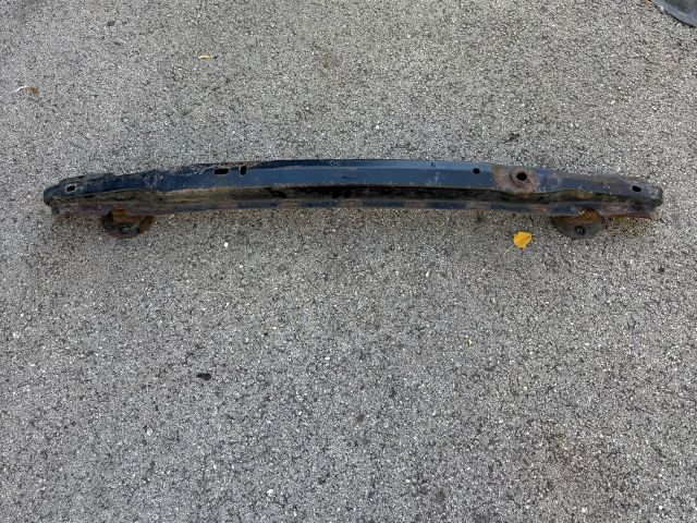 bontott BMW X3 Hátsó Lökhárító Merevítő (Fém)