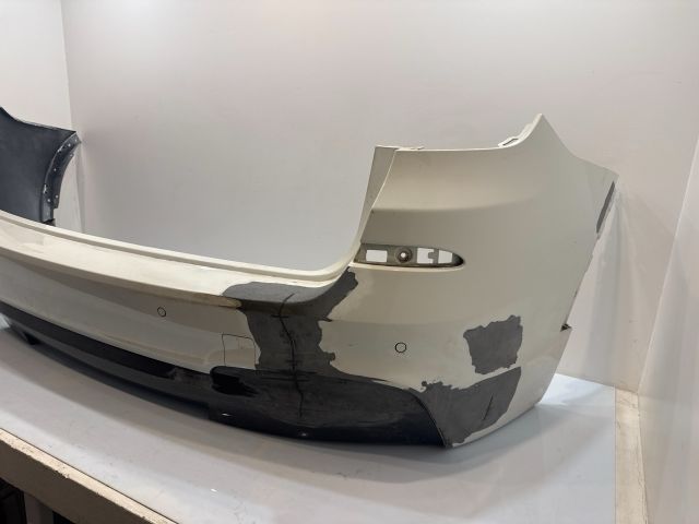 bontott BMW X3 Hátsó Lökhárító (Részeivel)