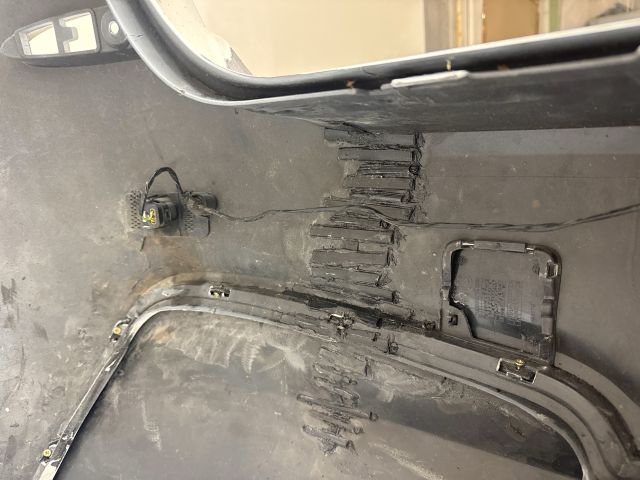 bontott BMW X3 Hátsó Lökhárító (Részeivel)