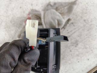 bontott BMW X3 Hátsó Szivargyújtó Aljzat