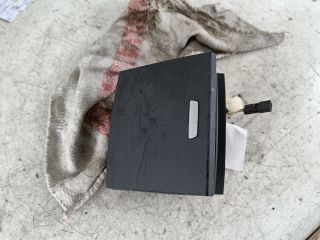 bontott BMW X3 Hátsó Szivargyújtó Aljzat