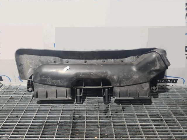 bontott BMW X3 Hűtő Légterelő