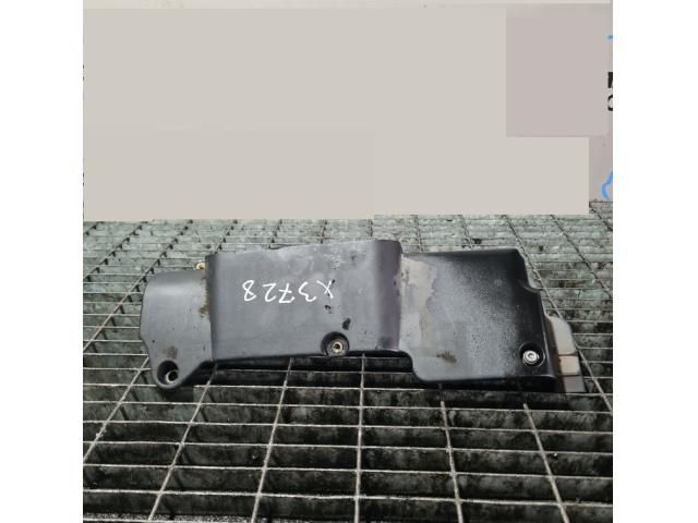 bontott BMW X3 Hűtő Légterelő