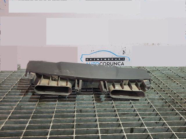 bontott BMW X3 Hűtő Légterelő