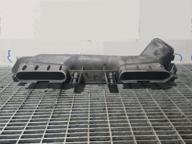 bontott BMW X3 Hűtő Légterelő