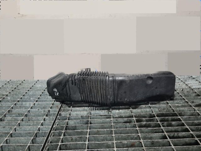 bontott BMW X3 Hűtő Légterelő