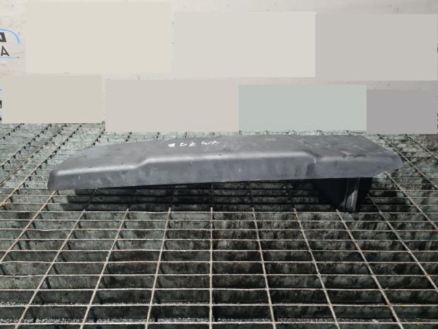 bontott BMW X3 Hűtő Légterelő