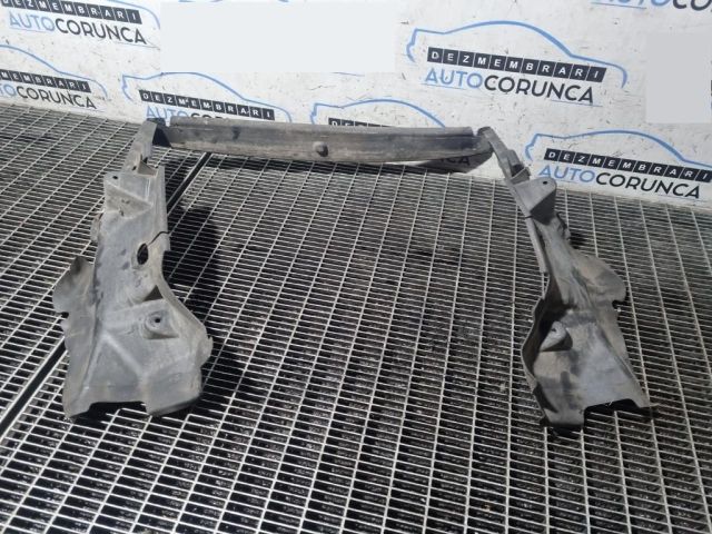 bontott BMW X3 Hűtő Légterelő