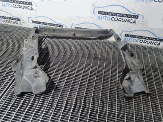 bontott BMW X3 Hűtő Légterelő