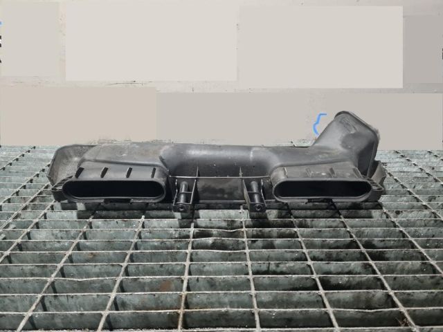 bontott BMW X3 Hűtő Légterelő