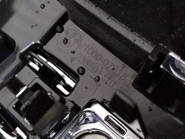 bontott BMW X3 Hűtőrács