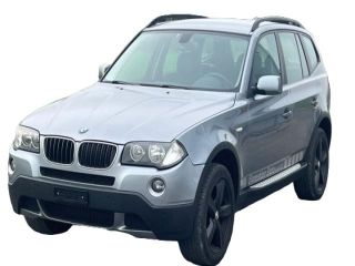 bontott BMW X3 Hűtőrács