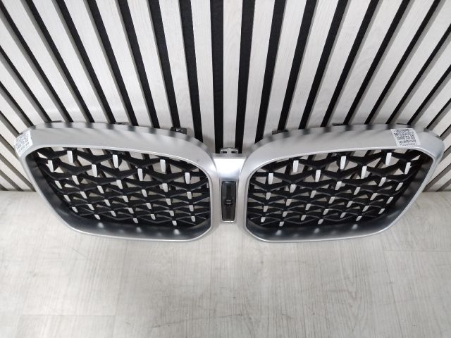 bontott BMW X3 Hűtőrács