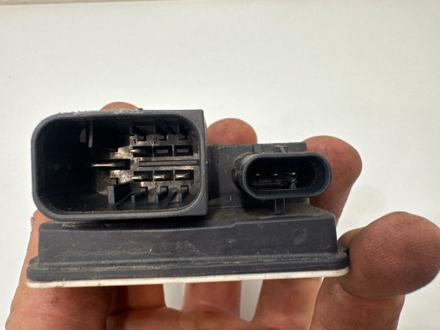 bontott BMW X3 Izzító Relé