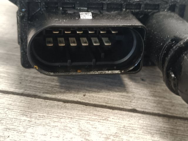 bontott BMW X3 Izzító Relé