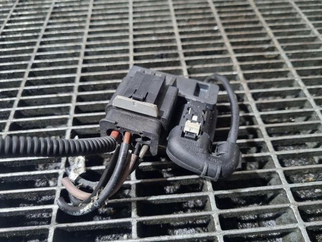 bontott BMW X3 Izzító Relé