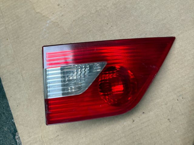 bontott BMW X3 Jobb Belső Hátsó Lámpa