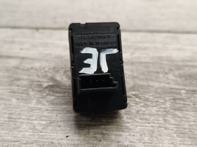 bontott BMW X3 Jobb első Ablakemelő Kapcsoló