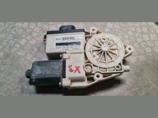 bontott BMW X3 Jobb első Ablakemelő Motor